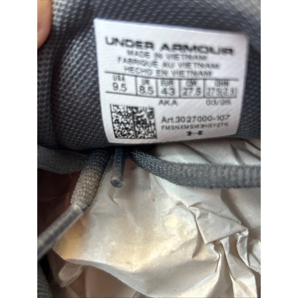 Under Armour Charged Surge 4 Running Shoes Grey Red White Sole Men SZ 9.5 NEW - Picture 8 of 9
